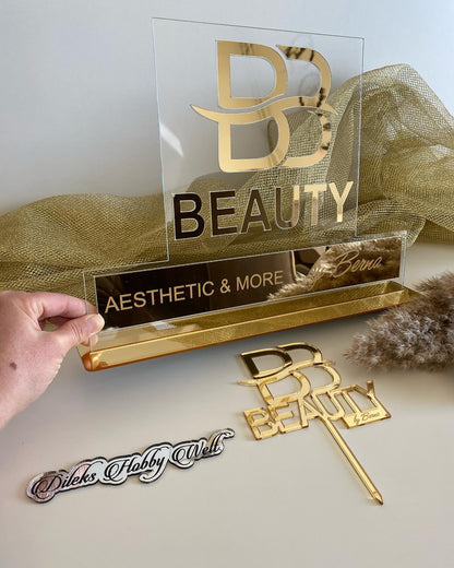 Namensaufsteller mit Logo Beauty